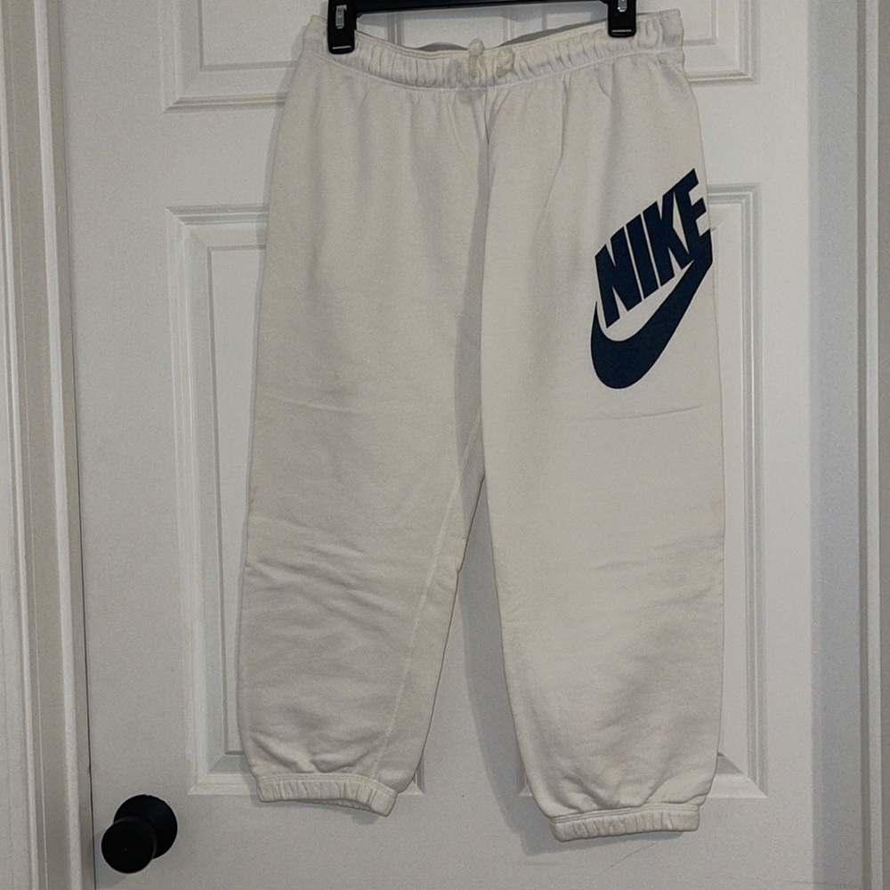 Womens Nike cropped sweats